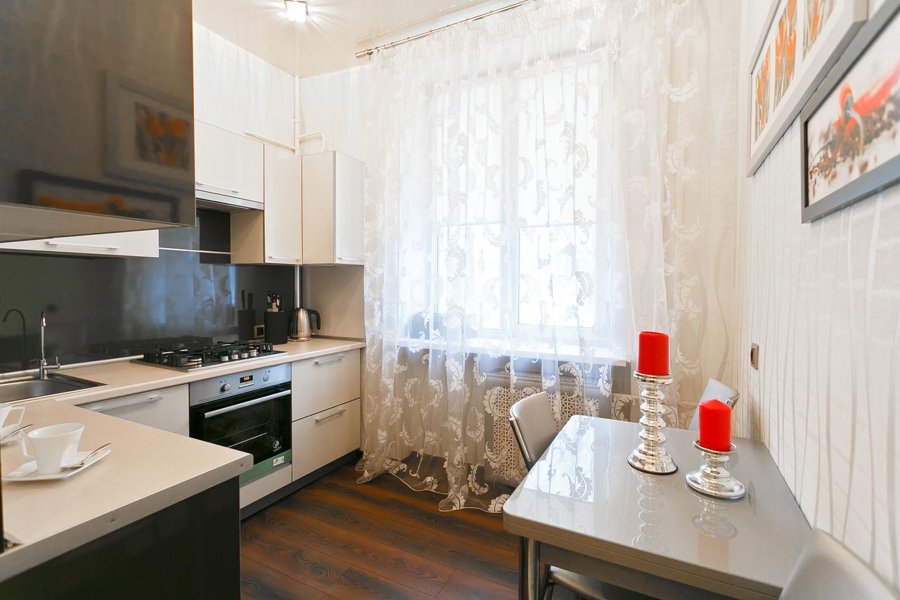 FlatComfort Nezavisimosti 44 Appartamento Minsk Esterno foto